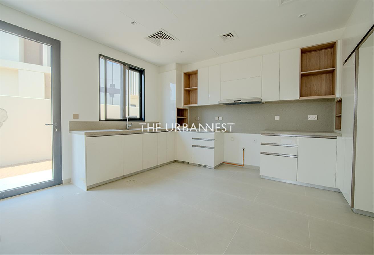 Standalone Villa | Type D2 G+2 | Vacant Now photo 4