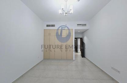 Apartment - 1 Bedroom - 2 Bathrooms for rent in Airport View Building - Al Garhoud - Dubai