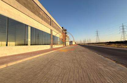 Show Room - Studio - 4 Bathrooms for rent in Al Sajaa Industrial - Al Sajaa - Sharjah