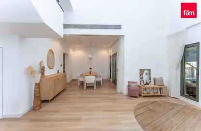 فيلا - 4 غرف نوم - 5 حمامات للايجار في F القناه المائية سعفة - فيلات القناة المائية - نخلة جميرا - دبي