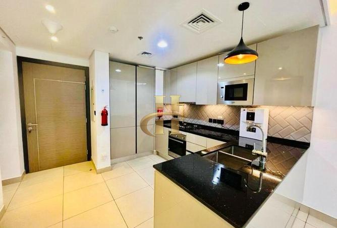 76982699 - Property Image 2