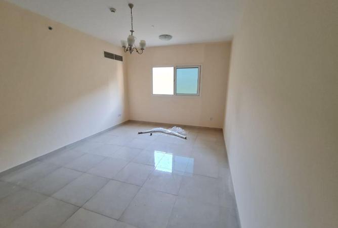 72721132 - Property Image 2