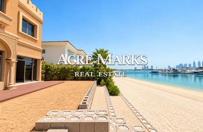 Villa - 5 - 7 for rent in Garden Homes Frond A - Garden Homes - Palm Jumeirah - Dubai