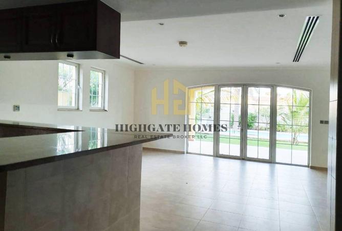 68662264 - Property Image 3