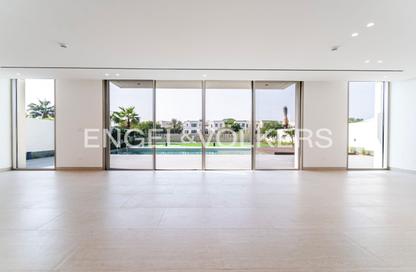 Villa - 5 - 5 for sale in Sunrise Living at Jumeirah Park - District 9 - Jumeirah Park - Dubai