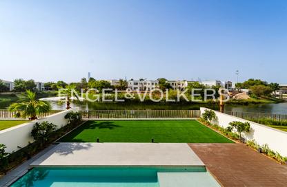 Villa - 5 - 5 for sale in Sunrise Living at Jumeirah Park - District 9 - Jumeirah Park - Dubai
