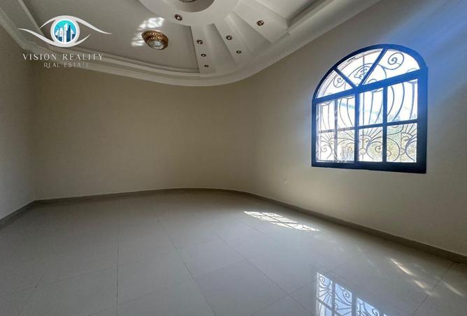 75998996 - Property Image 3