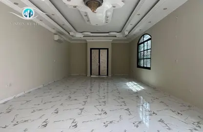 Villa - 5 Bedrooms - 6 Bathrooms for rent in Seih Al Uraibi - Ras Al Khaimah