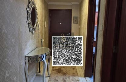 شقة - غرفة نوم - 2 حمامات للايجار في أورينت تاور 1 - أورينت تاور - البستان - عجمان