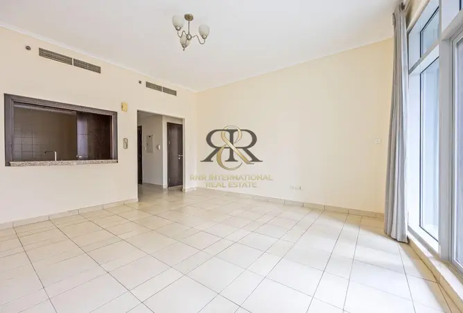 127006120 - Property Image 3