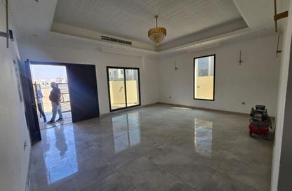 Villa - 5 Bedrooms - 7 Bathrooms for sale in Al Yasmeen 1 - Al Yasmeen - Ajman