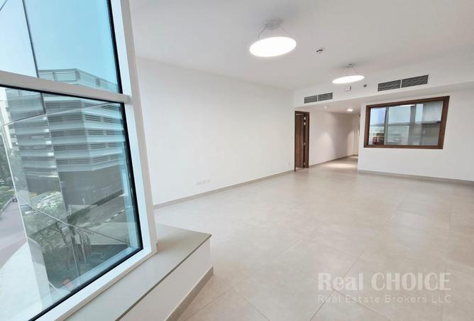 103251300 - Property Image 2