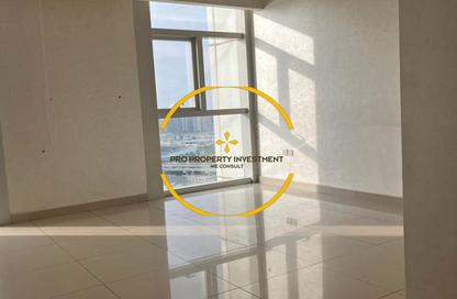 Apartment - 3 Bedrooms - 4 Bathrooms for rent in Tala Tower - Marina Square - Al Reem Island - Abu Dhabi Apartment - 3 Bedrooms - 4 Bathrooms for rent in Tala Tower - Marina Square - Al Reem Island - Abu Dhabi