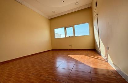 Staff Accommodation - Studio - 7+ Bathrooms for rent in M-20 - Mussafah Industrial Area - Mussafah - Abu Dhabi