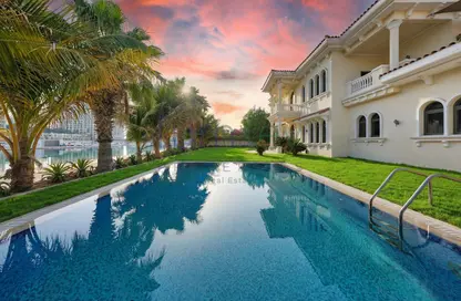 Villa - 6 Bedrooms - 7 Bathrooms for rent in Signature Villas Frond A - Signature Villas - Palm Jumeirah - Dubai