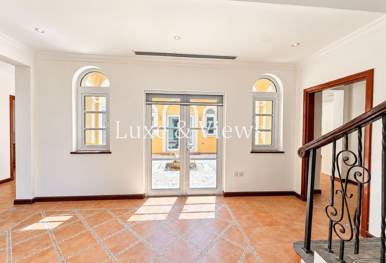 Valencia|5BR+Study|Pool|Vacant|Huge Plot|Park Next photo 3
