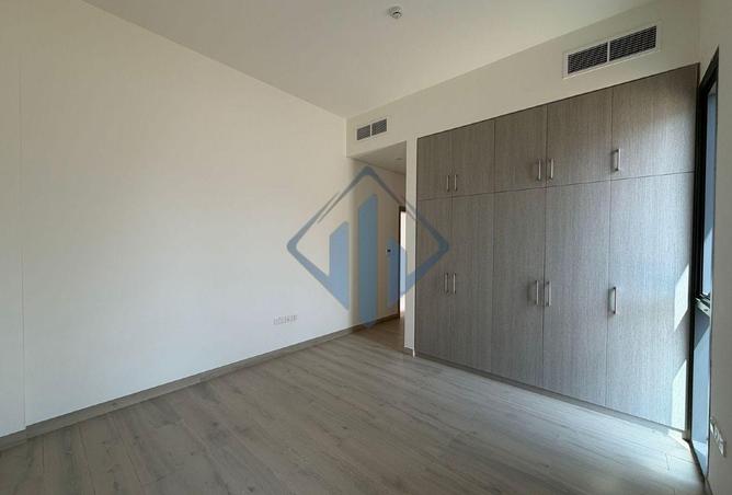 73111365 - Property Image 2