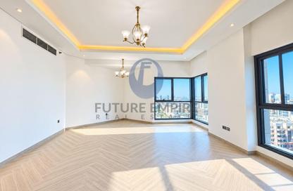 Apartment - 3 - 4 for rent in Al Hudaiba Mall - Al Hudaiba - Bur Dubai - Dubai Apartment - 3 - 4 for rent in Al Hudaiba Mall - Al Hudaiba - Bur Dubai - Dubai