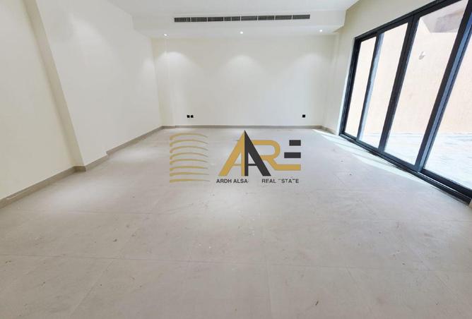 125652065 - Property Main Image
