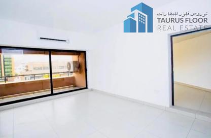 Apartment - 4 - 4 for rent in Zabeel Building - Al Karama - Bur Dubai - Dubai