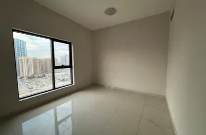 Apartment - 3 Bedrooms - 3 Bathrooms for rent in Al Rashidiya Towers - Al Rashidiya - Ajman Downtown - Ajman