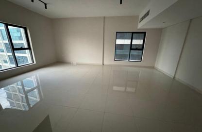 Apartment - 3 Bedrooms - 3 Bathrooms for rent in Al Rashidiya Towers - Al Rashidiya - Ajman Downtown - Ajman