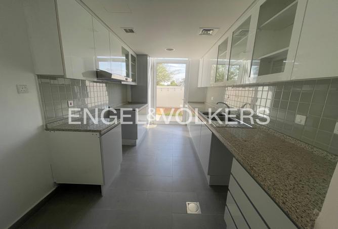 65168961 - Property Image 3