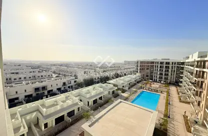 شقة - 2 غرف نوم - 3 حمامات للايجار في هولاند جاردنز - تاون سكوير - دبي