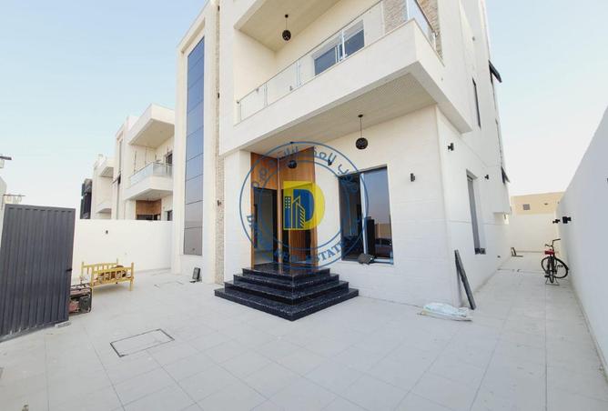 83211024 - Property Image 2