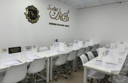 مكتب - استوديو - 3 حمامات للايجار في مساكن كورنيش عجمان - طريق كورنيش عجمان - عجمان مكتب - استوديو - 3 حمامات للايجار في مساكن كورنيش عجمان - طريق كورنيش عجمان - عجمان