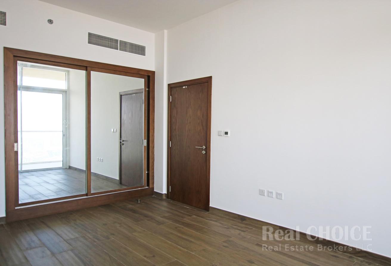 Spacious 1BR | High Floor | Ready to Move photo 5