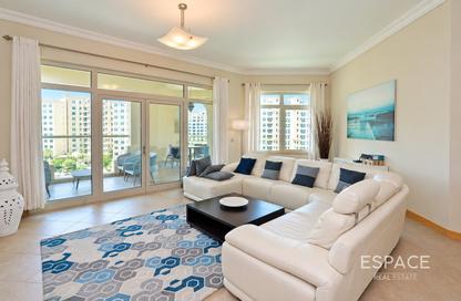 Apartment - 3 - 4 for rent in Al Das - Shoreline Apartments - Palm Jumeirah - Dubai