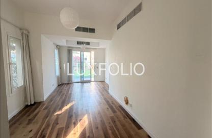 Villa - 3 Bedrooms - 3 Bathrooms for rent in Springs 14 - The Springs - Dubai