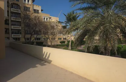 شقة - 3 غرف نوم - 5 حمامات للايجار في ياقوت - باب البحر - جزيرة المرجان - رأس الخيمة