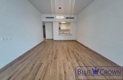 Apartment - 2 - 3 for rent in The Waves Residences - Al Mankhool - Bur Dubai - Dubai