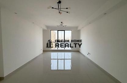Apartment - 3 - 4 for rent in Ameer Bu Khamseen Tower - Al Majaz 3 - Al Majaz - Sharjah Apartment - 3 - 4 for rent in Ameer Bu Khamseen Tower - Al Majaz 3 - Al Majaz - Sharjah