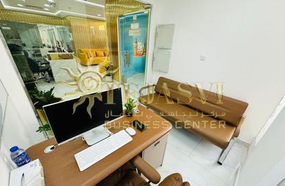 Office Space - Studio - 1 Bathroom for rent in Reem Residency - Al Karama - Dubai