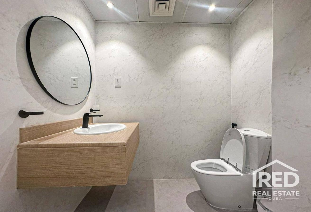 Vacant End of Nov.| Full Sea View| Luxury Upgraded photo 21