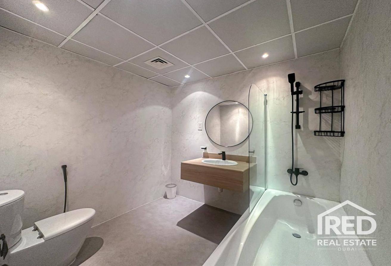 Vacant End of Nov.| Full Sea View| Luxury Upgraded photo 20
