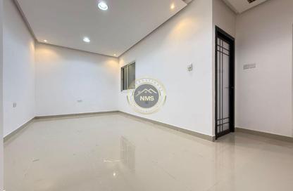 Apartment - Studio - 1 Bathroom for rent in Hadbat Al Zafranah - Muroor Area - Abu Dhabi