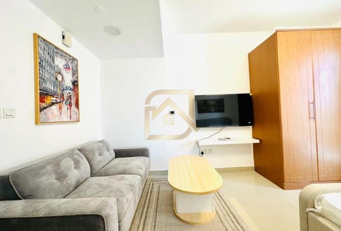 100867783 - Property Image 3