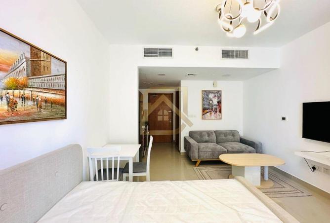 100867783 - Property Image 2