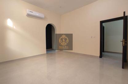 Apartment - 4 Bedrooms - 4 Bathrooms for rent in Mohamed Bin Zayed City - Abu Dhabi