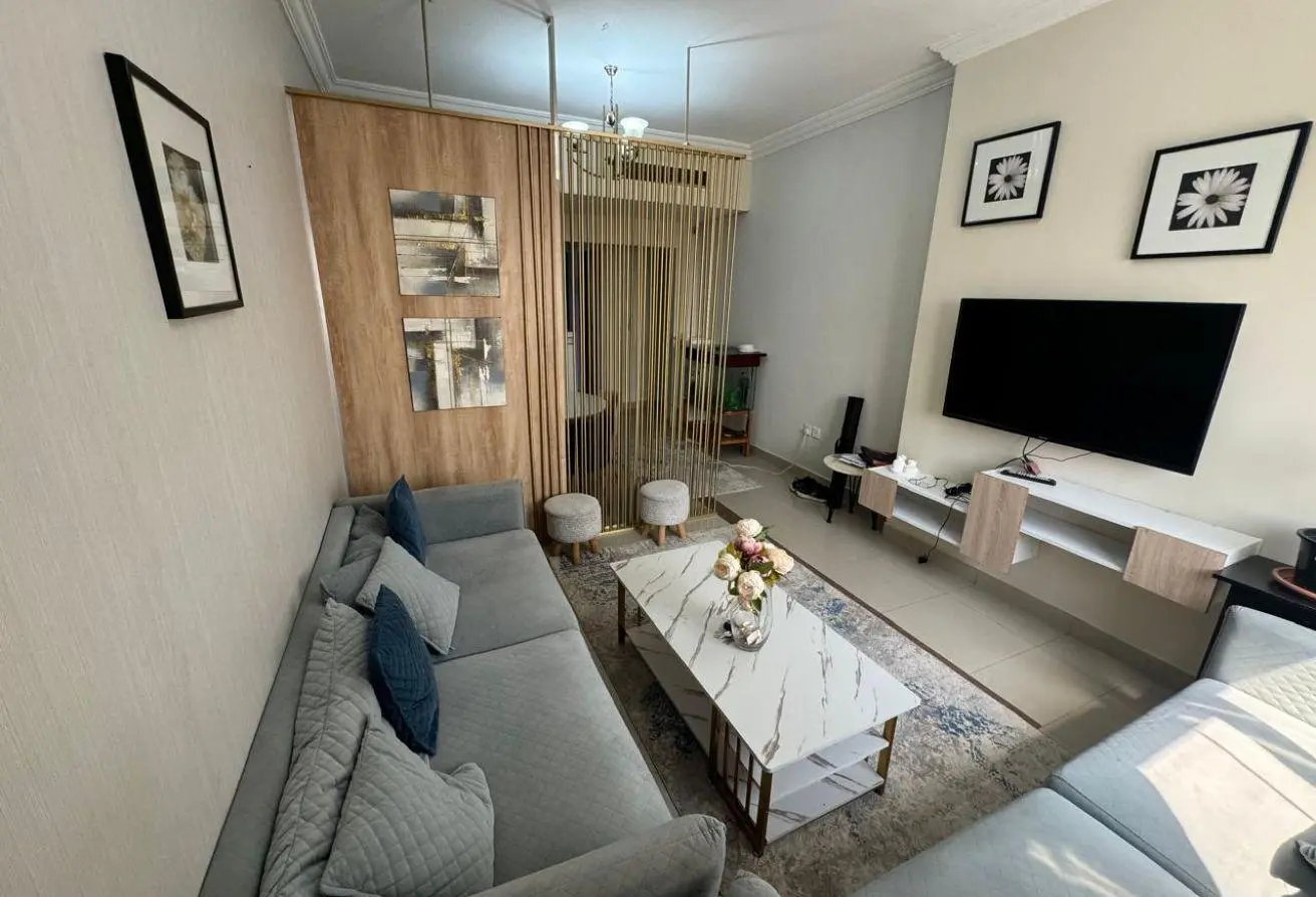87032174 - Property Main Image