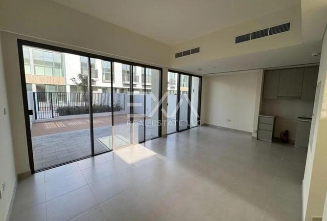 2OiHcQfMxIO - Property Image 2