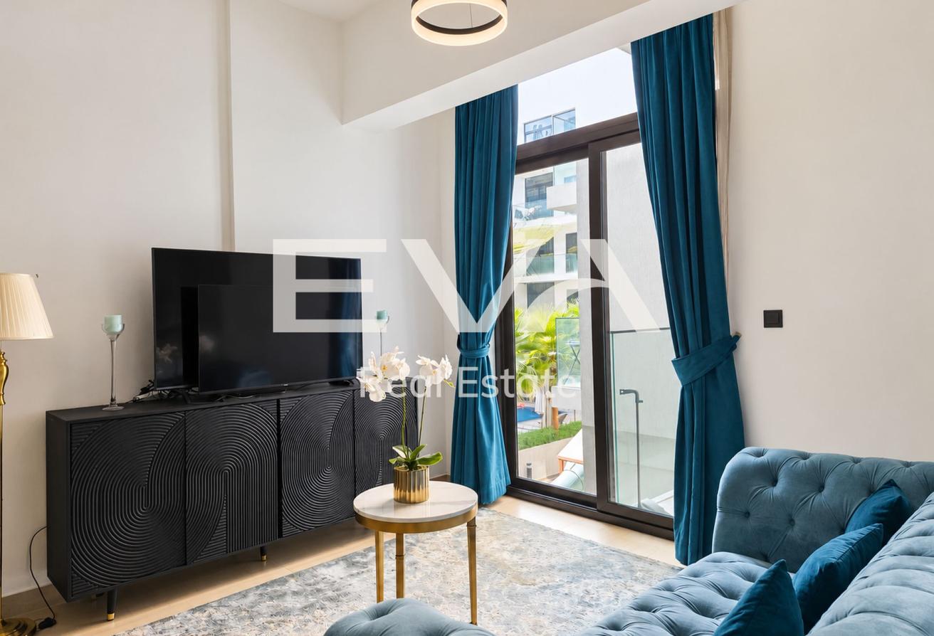 VACANT NOW | FURNISHED | LOW FLOOR photo 5