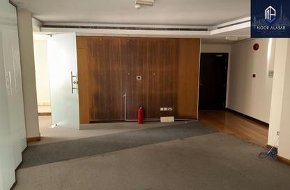 Office Space - Studio - 2 for rent in Silver Home Building - Hor Al Anz - Deira - Dubai Office Space - Studio - 2 for rent in Silver Home Building - Hor Al Anz - Deira - Dubai