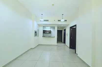 شقة - غرفة نوم - 1 حمام للايجار في الورقاء 1 - الورقاء - دبي