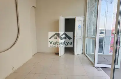 Retail - Studio for rent in Midtown Central Majan - Majan - Dubai Land - Dubai