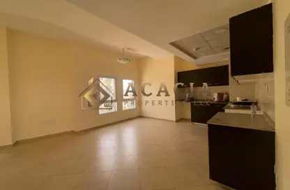 Apartment - 1 Bathroom for rent in Al Thamam 51 - Al Thamam - Remraam - Dubai